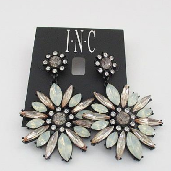 NWT INC RHINESTONE FLOWER DROP EARRINGS - Picture 2 of 4